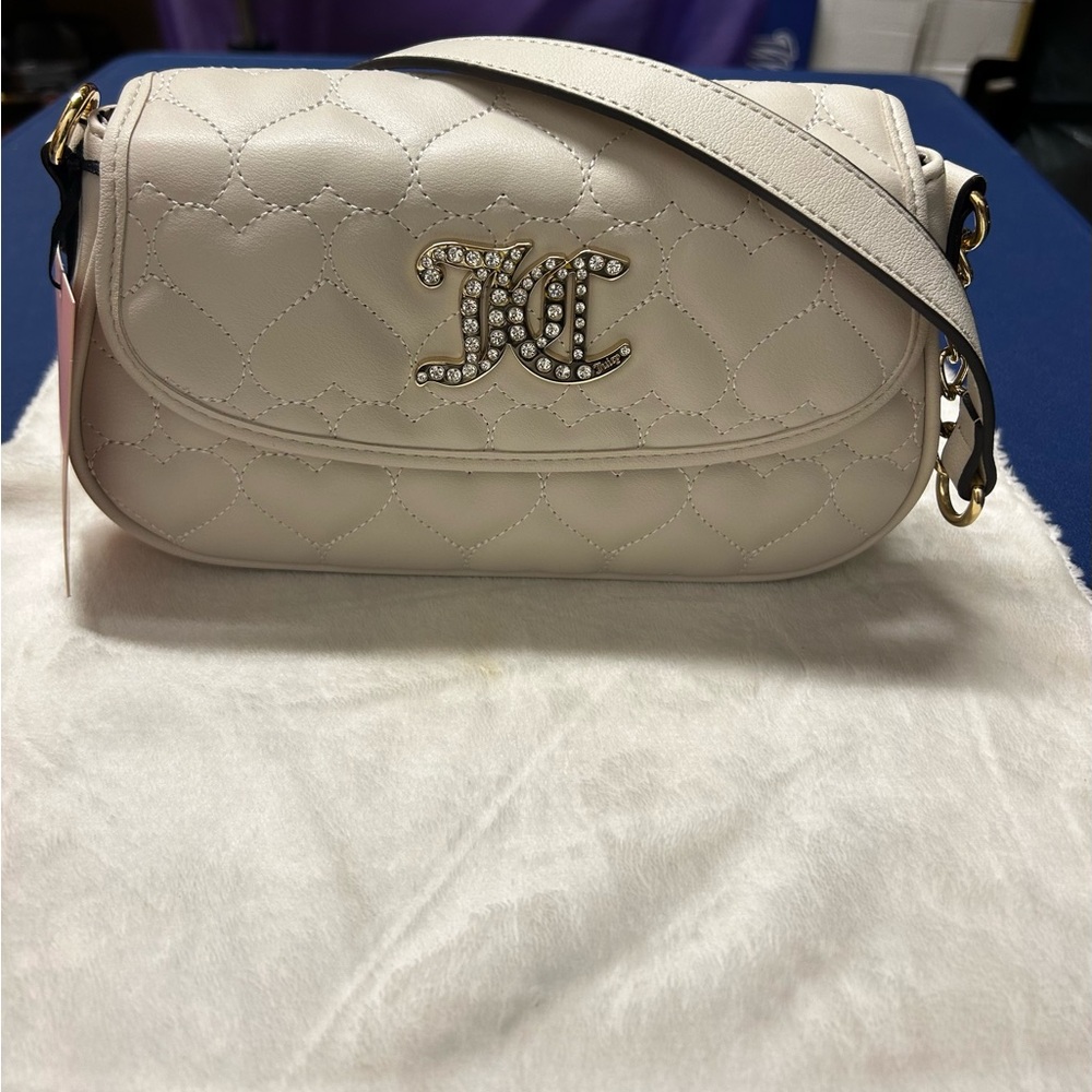NWT…Juicy Couture Gray Shoulder Bag with Quilted Design and Gold Hardware - Picture 2 of 11